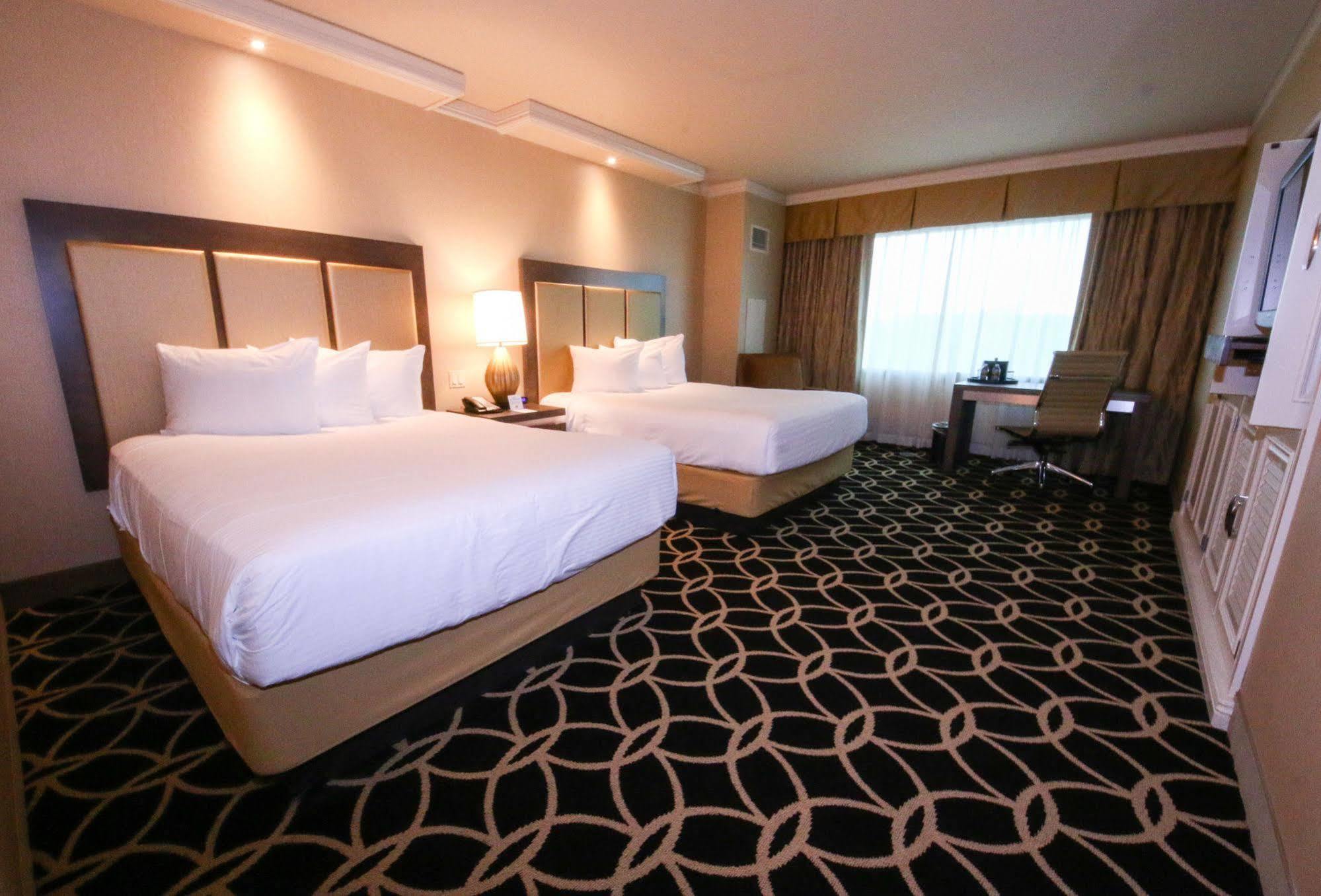 Hollywood Casino St. Louis Hotell Maryland Heights Exteriör bild
